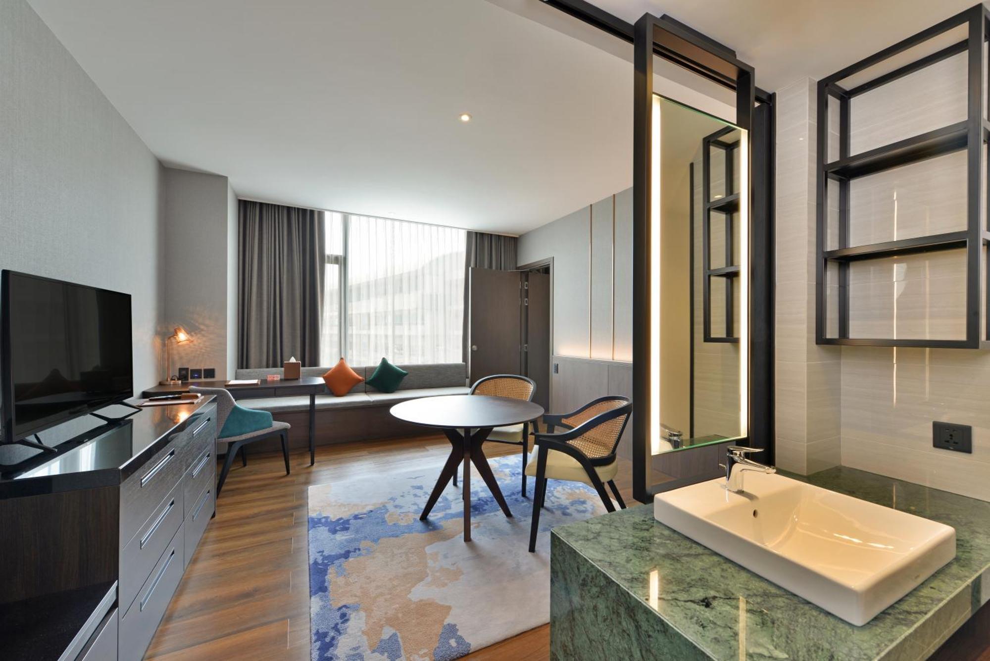 Hotel Nikko Amata City Chonburi Exterior photo