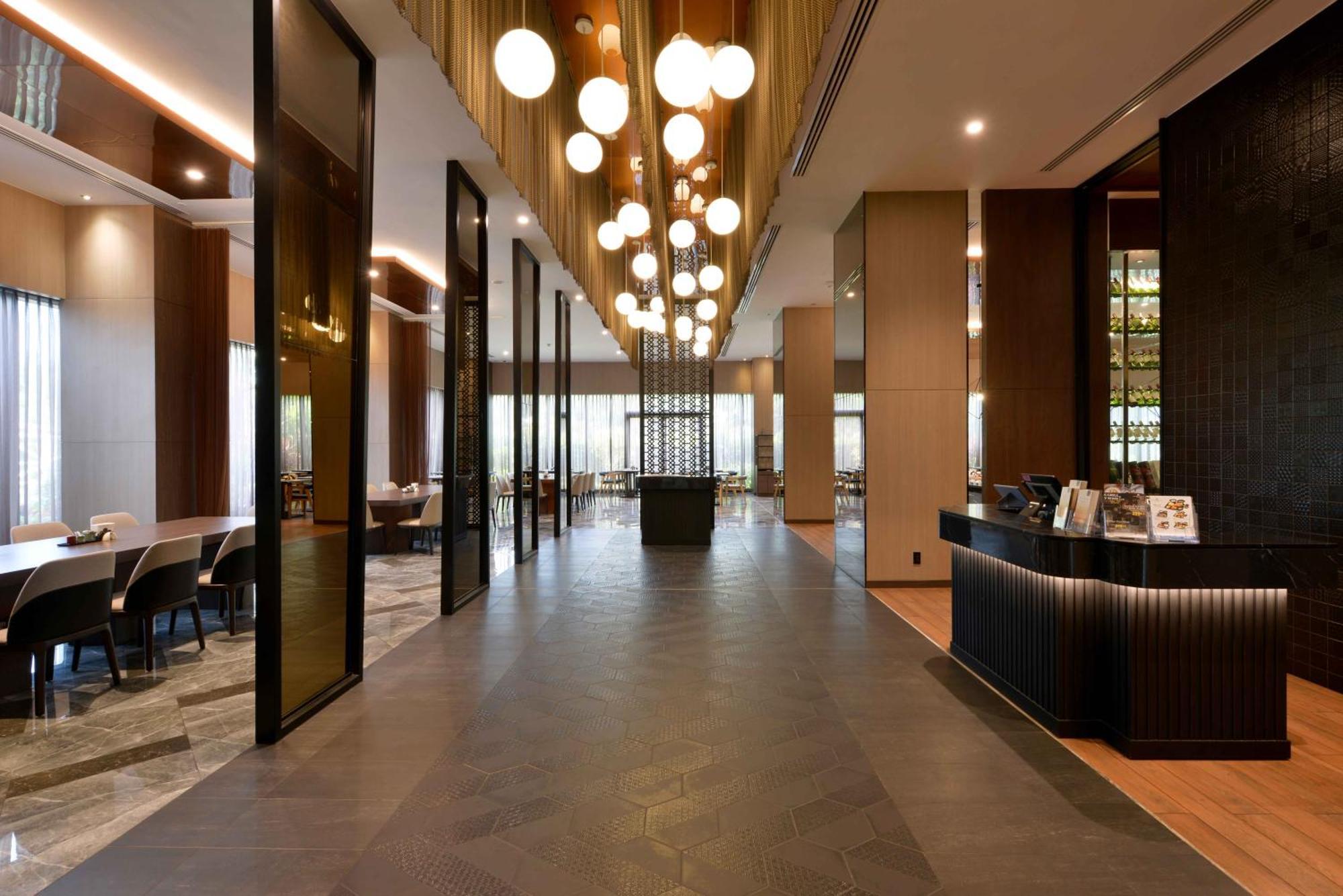 Hotel Nikko Amata City Chonburi Exterior photo